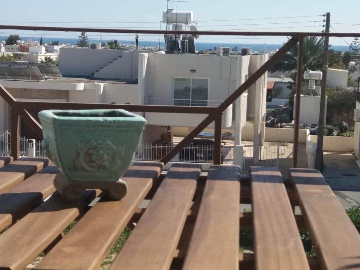 Two Bedroom Duplex :Mountain And Sea View 라르나카 외부 사진