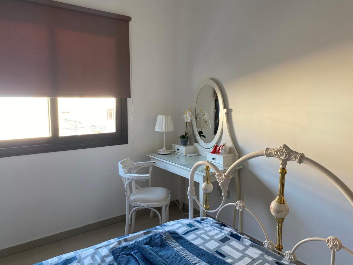 Two Bedroom Duplex :Mountain And Sea View 라르나카 외부 사진