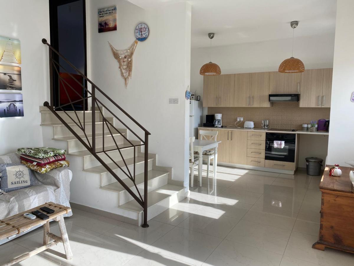 Two Bedroom Duplex :Mountain And Sea View 라르나카 외부 사진